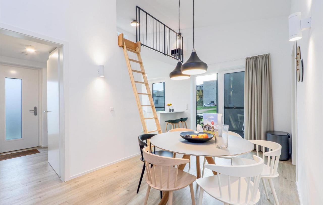 Gorgeous Home In Lembruch-Duemmer See With Kitchen Eksteriør billede