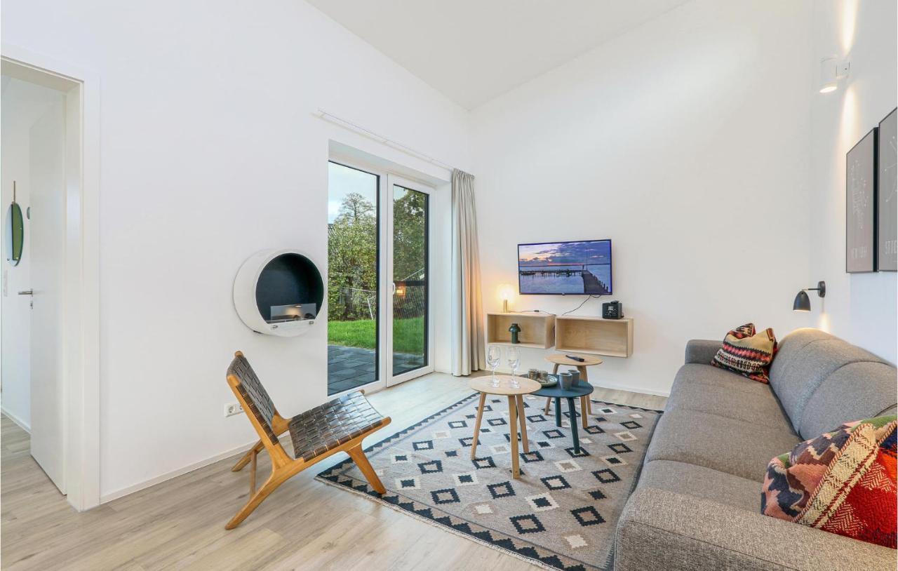 Gorgeous Home In Lembruch-Duemmer See With Kitchen Eksteriør billede